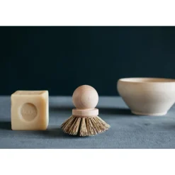 ANDREE JARDIN BROSSE A CASSEROLE
