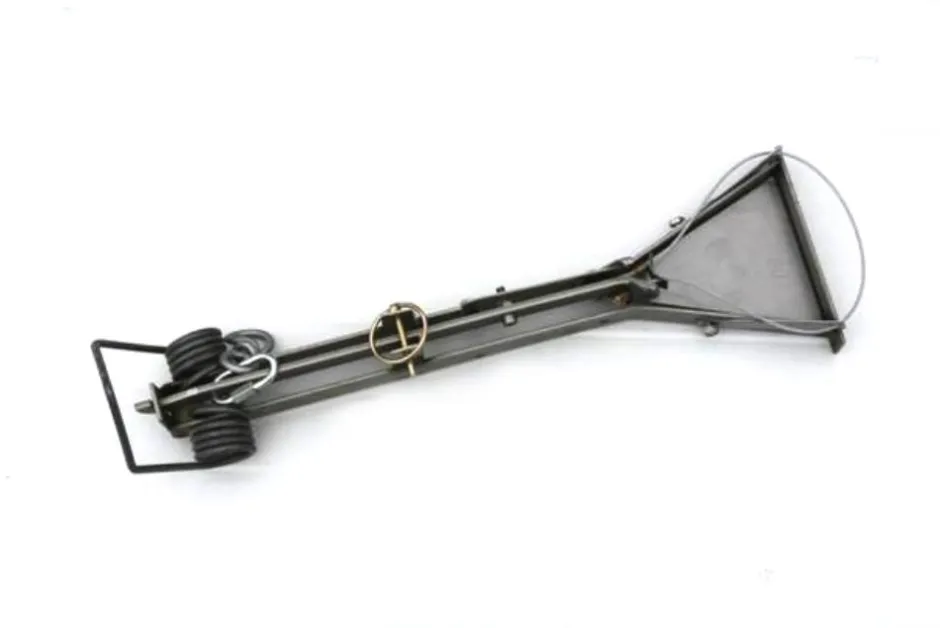 HENON PIEGE BILLARD EN INOX